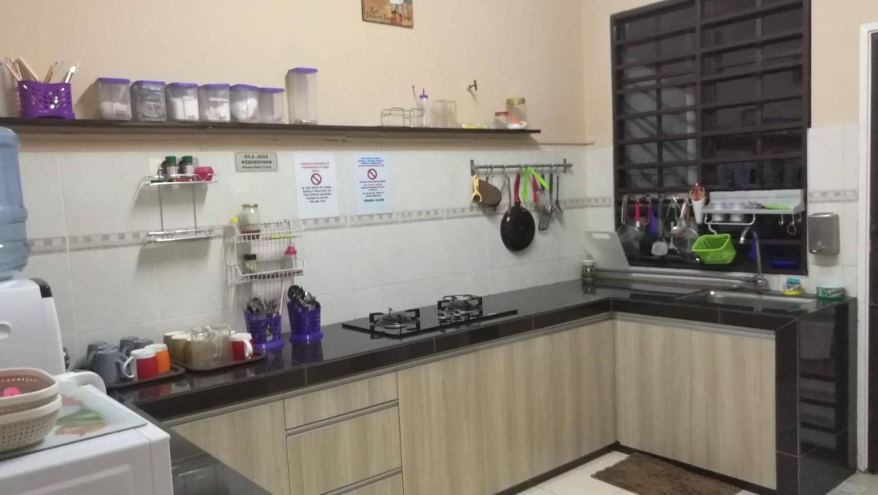 Cosy P6 Homestay Puchong Exterior foto